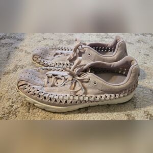 Nike Mayfly Woven sneaker Tan/pink accent size 8